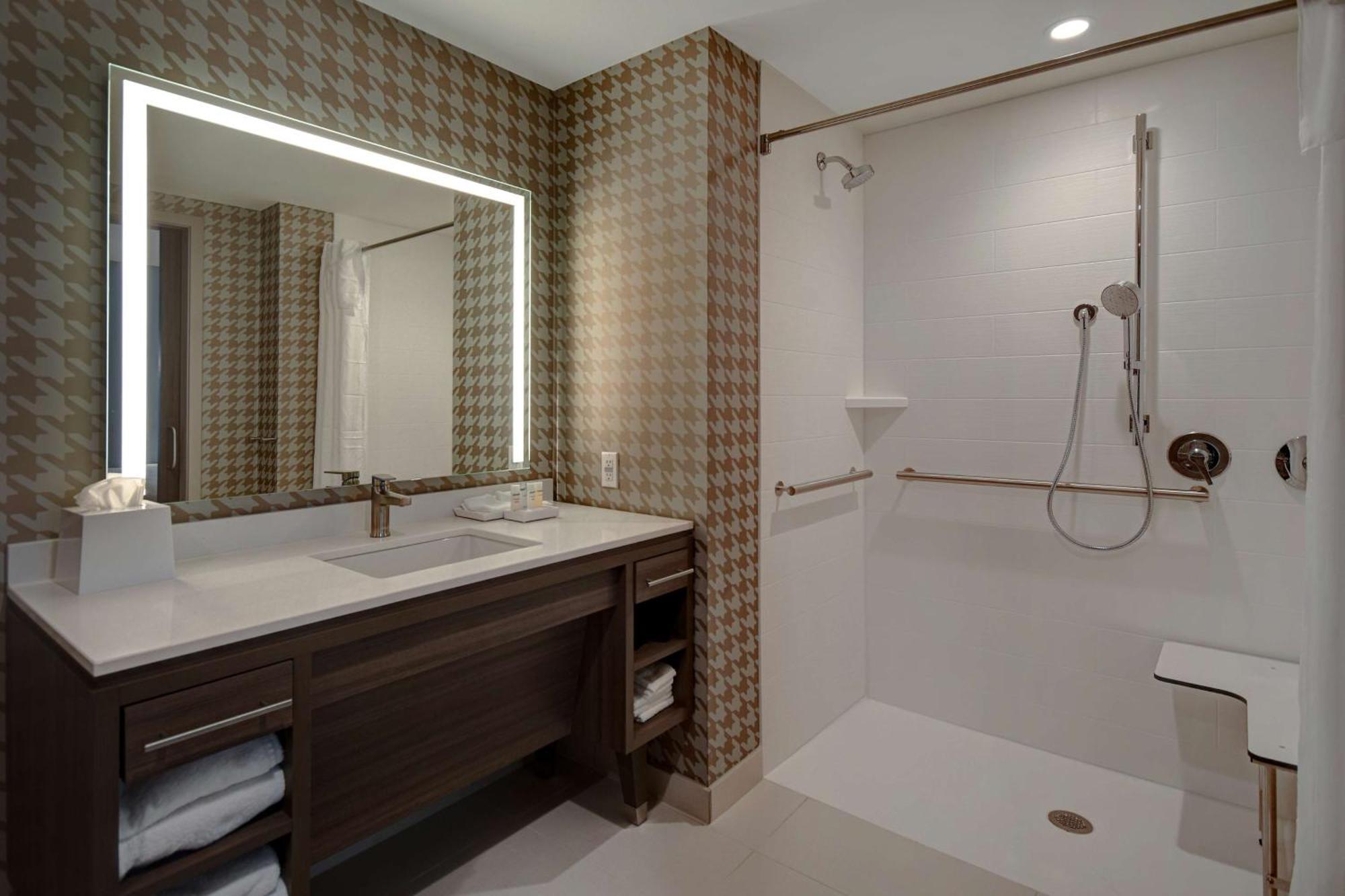 Home2 By Hilton Hotel Troy